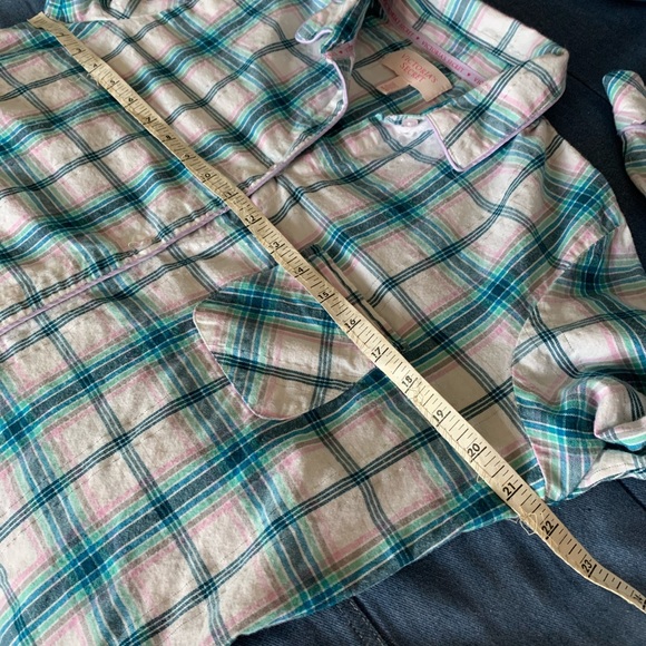Donated Victoria’s Secret Flannel PJ Shirt🍭 - Picture 7 of 7